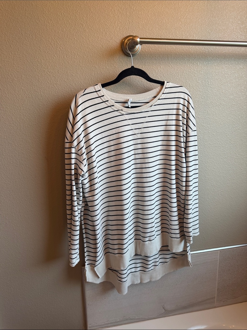 Z Supply Weekender Sweatshirt